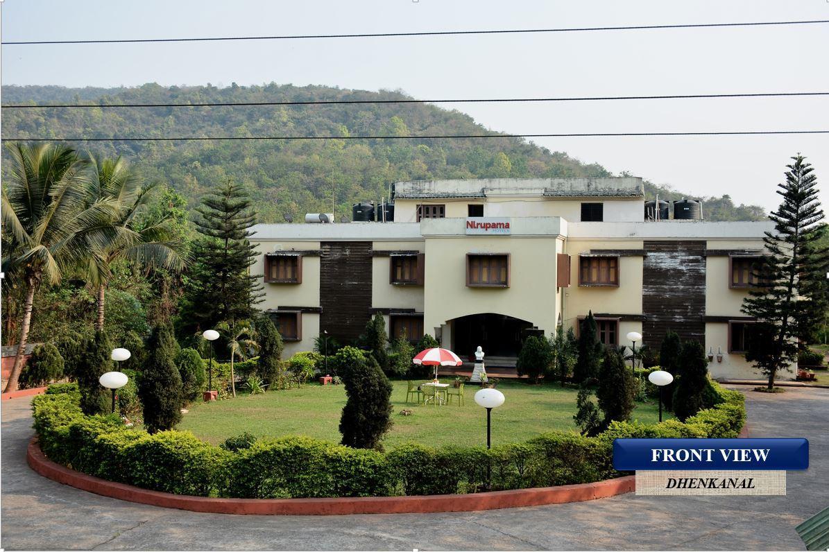 Nirupama Hotels Dhenkanal Exterior photo