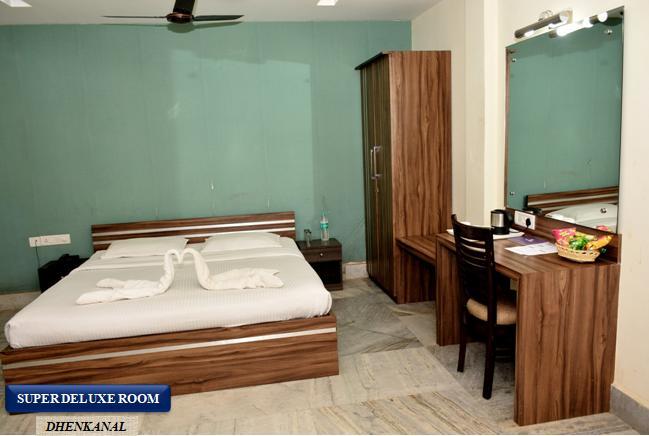 Nirupama Hotels Dhenkanal Exterior photo